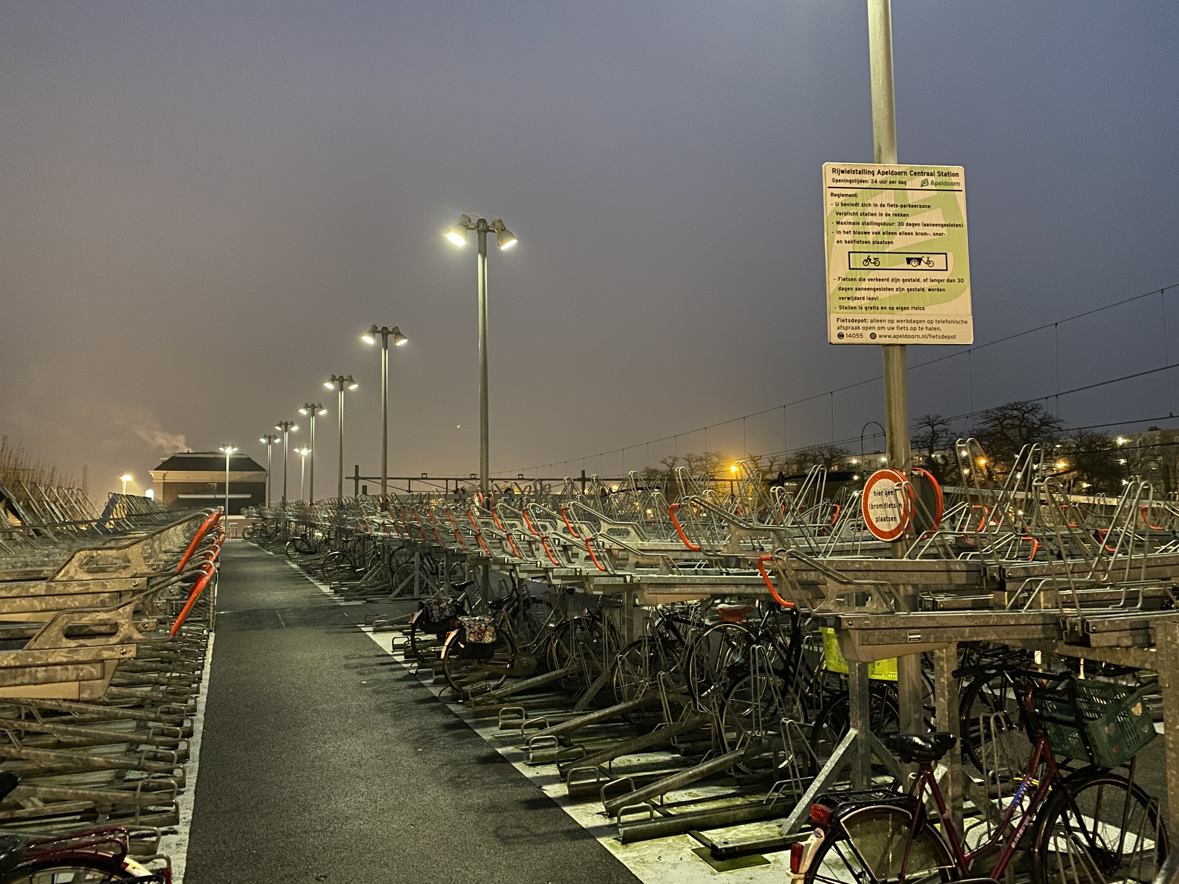 Station Apeldoorn.jpg